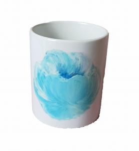 Hrnek s modrým květem Hrnek s modrým květem