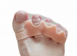 Oddělovač prstů - pro Hallux valgus Oddělovač prstů - pro Hallux valgus